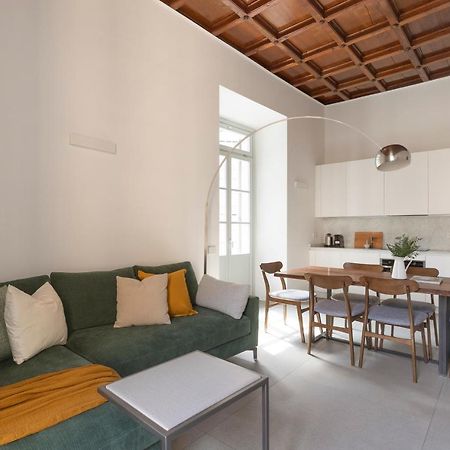 Mc House Como Con Posto Auto Εξωτερικό φωτογραφία