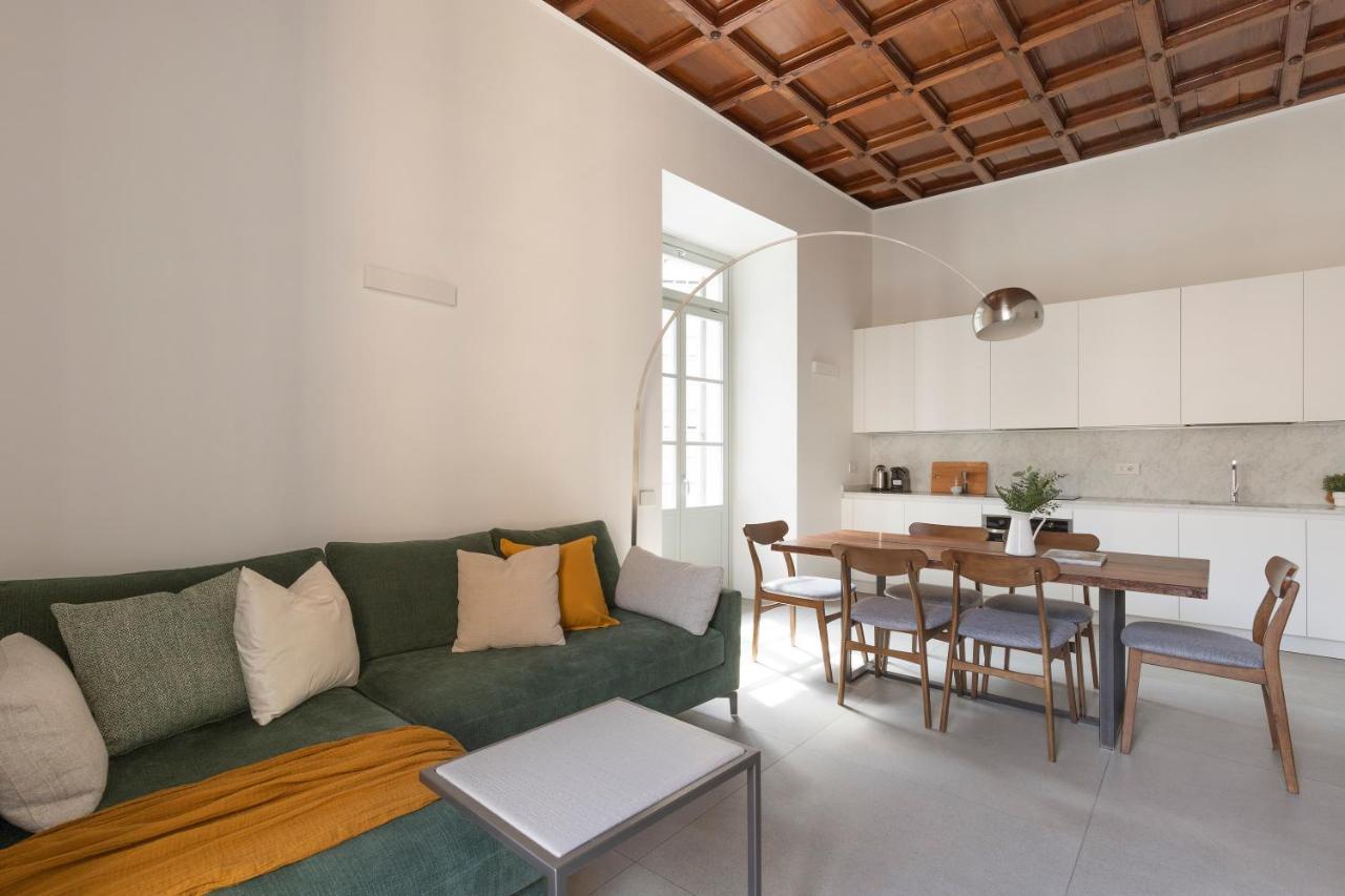 Mc House Como Con Posto Auto Εξωτερικό φωτογραφία