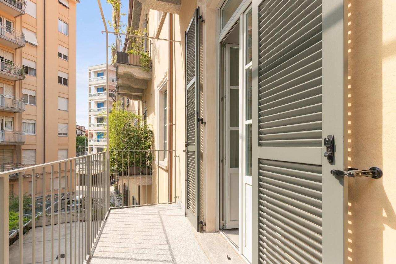 Mc House Como Con Posto Auto Εξωτερικό φωτογραφία